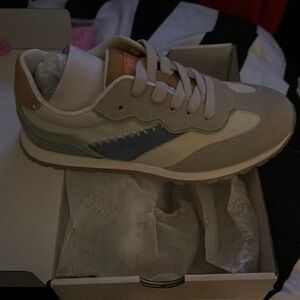 Beige and Blue Casual Sneakers